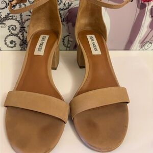 Steve Madden Tan Suede Ankle Strap Block Heel Sandals